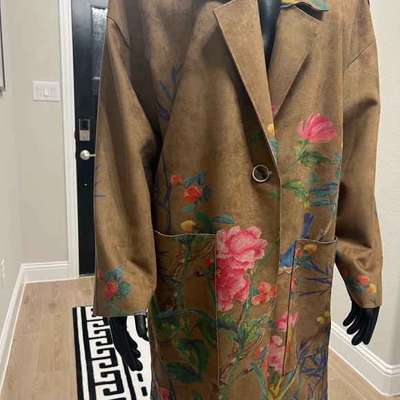 John Mark Brown Floral Trench Coat - Picture 5 of 5
